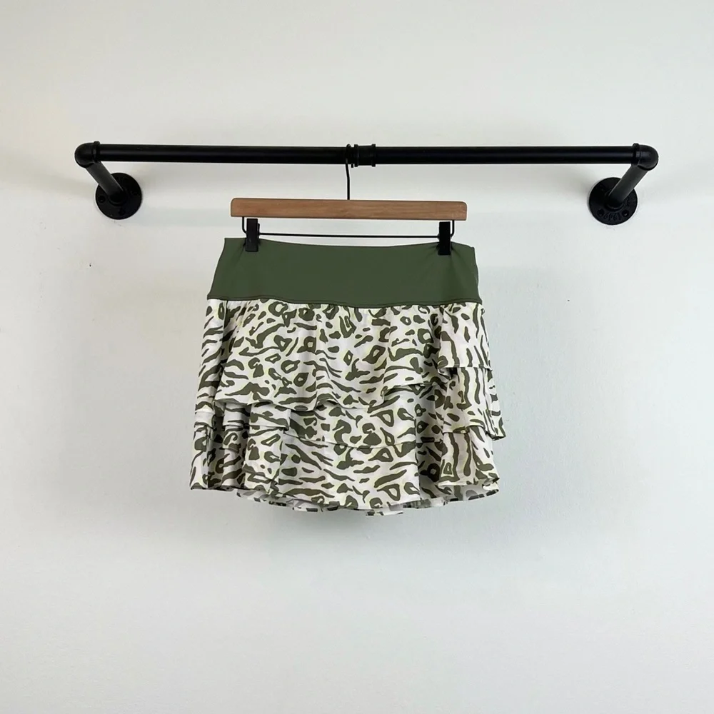 NWT Offline by Aerie Maggie Ruffle Tiered Tennis Skort Green Leopard